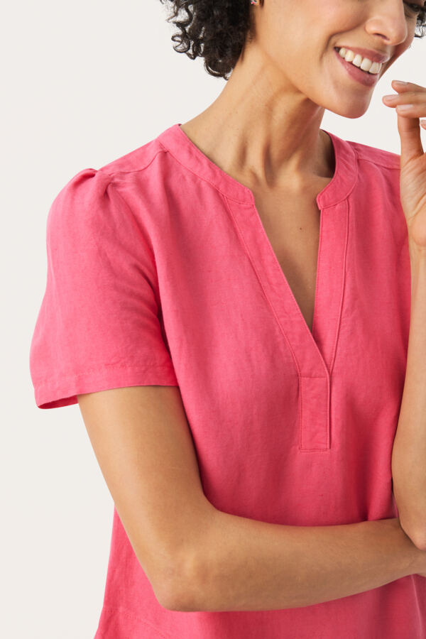 VÊTEMENTS DE LIN