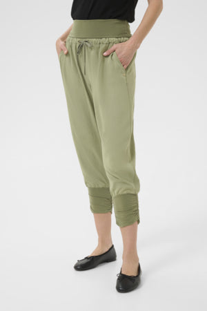 PANTALON CAPRI - CREAM - 10604697