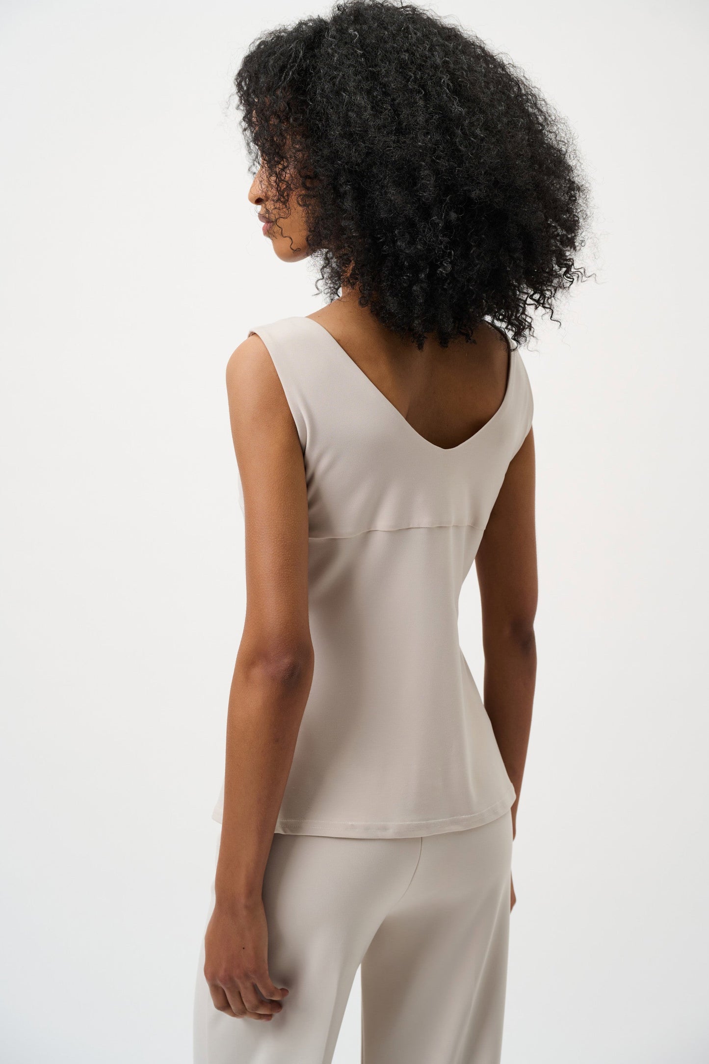 CAMISOLE CLASSIQUE ENCOLURE EN V - JOSEPH RIBKOFF - 201546 - 5 COULEURS