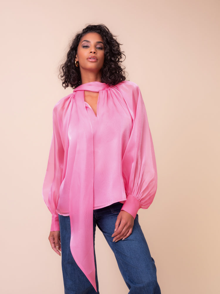 BIENTÔT CHEZ MO MODE ! Chemise de Satin - Alison Sheri - A48203